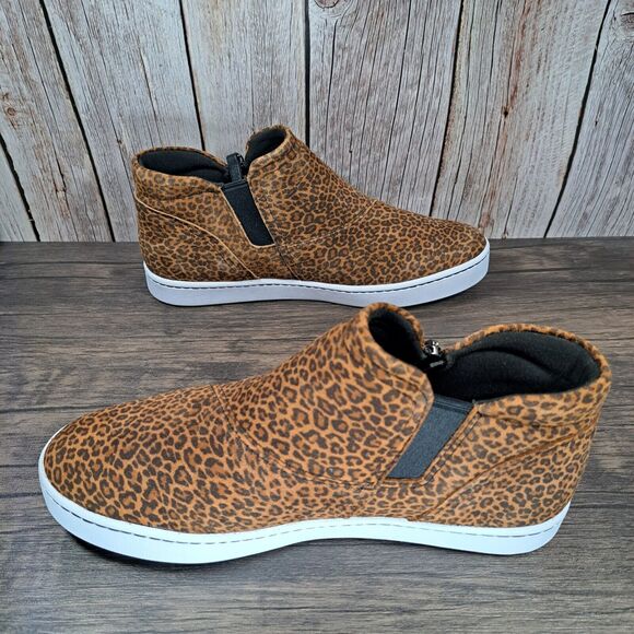 Clarks Pawley Adwin Cheetah Suede Ankle ZipUp Sneaker Bootie Women's 10 M (NWOB) - Picture 5 of 9